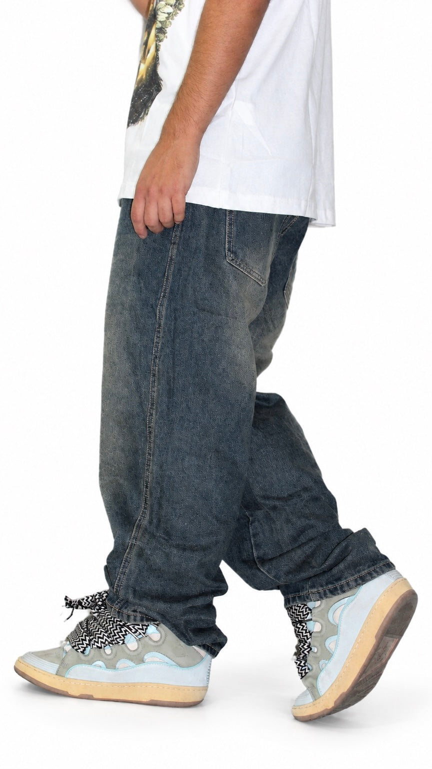 Outfit Completo Streetwear "Blind Angel" - T-shirt & Baggy Jeans