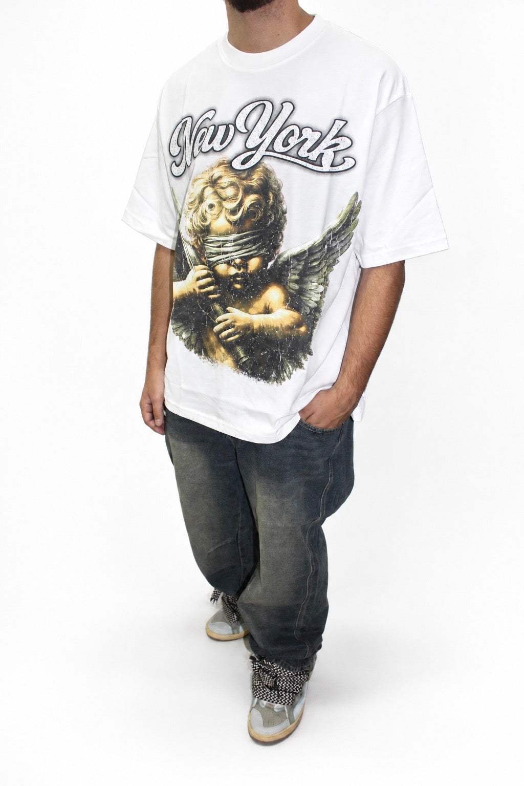 Outfit Completo Streetwear "Blind Angel" - T-shirt & Baggy Jeans